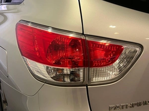 Внедорожник Nissan Pathfinder 2015 года, 1949000 рублей, Красноярск