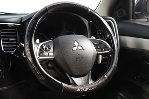 Внедорожник Mitsubishi Outlander 2014 года, 1799000 рублей, Новосибирск