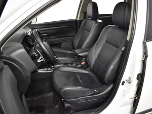 Внедорожник Mitsubishi Outlander 2018 года, 2089900 рублей, Казань