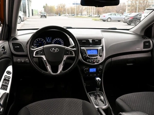 Хетчбэк Hyundai Solaris 2012 года, 999300 рублей, Волгоград