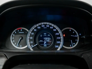 Седан Honda Accord 2016 года, 1999000 рублей, Красноярск