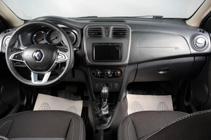 Седан Renault Logan Stepway 2022 года, 1229000 рублей, Тюмень