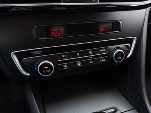 Седан Kia Optima 2017 года, 1499000 рублей, Саратов