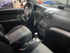 Хетчбэк Chevrolet Aveo 2009 года, 560000 рублей, Ярославль