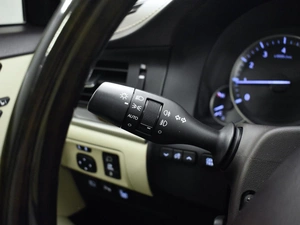 Седан Lexus ES 2016 года, 2198100 рублей, Казань