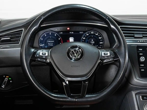 Внедорожник Volkswagen Tiguan 2017 года, 2688000 рублей, Ставрополь