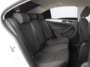 Седан Volkswagen Jetta 2013 года, 810000 рублей, Омск