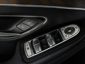 Седан Mercedes-benz C-класс 2017 года, 2459000 рублей, Тюмень