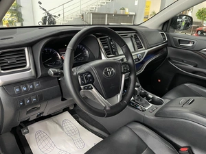 Внедорожник Toyota Highlander 2014 года, 2787000 рублей, Солонцы