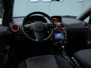 Хетчбэк Opel Corsa 2013 года, 750000 рублей, Большой Сочи