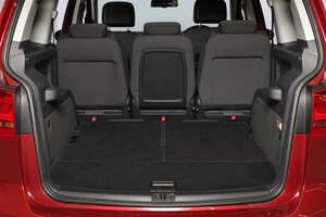 Минивэн Volkswagen Touran 2013 года, 1509000 рублей, Новосибирск