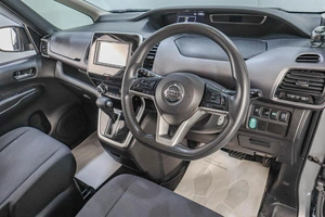 Минивэн Nissan Serena 2017 года, 1859000 рублей, Челябинск