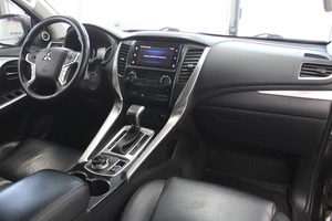 Внедорожник Mitsubishi Pajero Sport 2017 года, 3150000 рублей, Красноярск