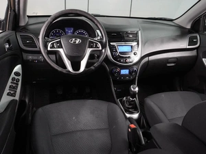 Седан Hyundai Solaris 2014 года, 954000 рублей, Воронеж