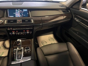 Седан BMW 7 серия 2014 года, 3199000 рублей, Красноярск