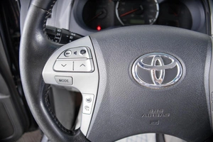 Пикап Toyota Hilux 2012 года, 1649000 рублей, Пермь
