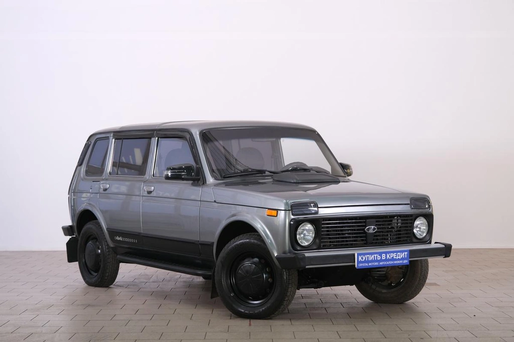 Внедорожник ВАЗ (LADA) 4x4 (Нива) 2013 года, 819000 рублей, Омск