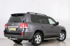 Внедорожник Toyota Land Cruiser 2011 года, 3149000 рублей, Красноярск