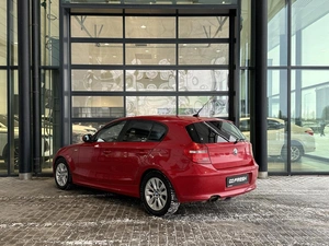 Хетчбэк BMW 1 серия 2010 года, 730000 рублей, Уфа