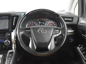Минивэн Toyota Vellfire 2018 года, 6793900 рублей, Казань