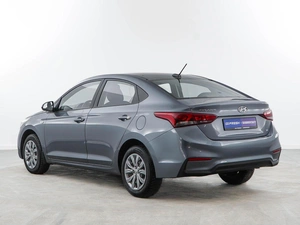 Седан Hyundai Solaris 2019 года, 1357077 рублей, Москва