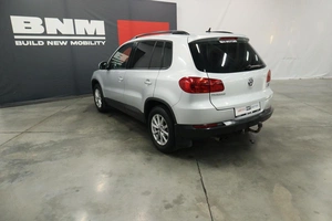 Внедорожник Volkswagen Tiguan 2015 года, 1500000 рублей, Курск
