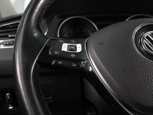 Внедорожник Volkswagen Tiguan 2020 года, 1964000 рублей, Воронеж