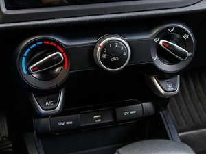 Седан Kia Rio 2021 года, 1799000 рублей, Большой Сочи