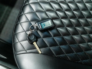 Седан Kia Rio 2017 года, 1050000 рублей, Красноярск