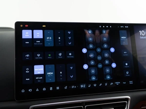 Внедорожник Li Auto L9 2023 года, 5967444 рублей, Москва