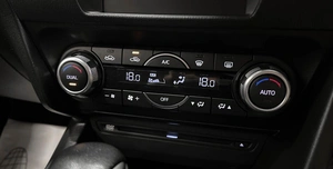 Седан Mazda Axela 2018 года, 1297000 рублей, Красноярск