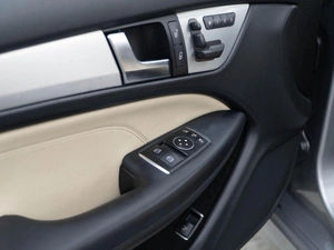 Купе Mercedes-benz C-класс 2011 года, 1347077 рублей, Москва