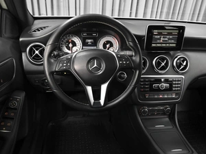 Хетчбэк Mercedes-benz A-класс 2015 года, 1779000 рублей, Ставрополь