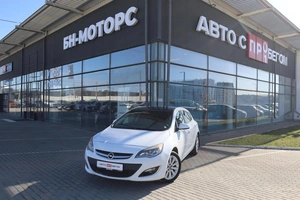 Хэтчбек Opel Astra 2013 года, 920000 рублей, Мирное