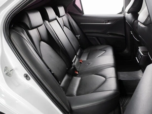 Седан Toyota Camry 2018 года, 2679000 рублей, Тюмень