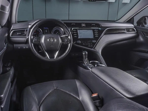 Седан Toyota Camry 2020 года, 2650000 рублей, Ростов-на-Дону