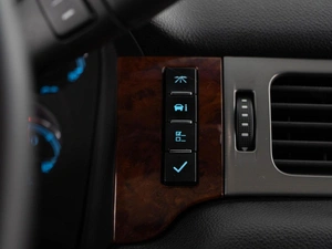 Внедорожник Chevrolet Tahoe 2013 года, 1974400 рублей, Москва