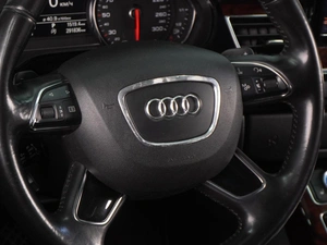 Седан Audi A8 2013 года, 1349000 рублей, Воронеж