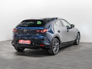 Хетчбэк Mazda 3 2021 года, 1800000 рублей, Красноярск