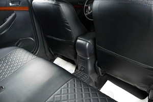 Седан Toyota Avensis 2008 года, 949000 рублей, Тюмень