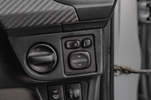 Универсал Toyota Corolla Fielder 2012 года, 869000 рублей, Челябинск