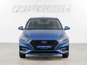Седан Hyundai Solaris 2019 года, 1635055 рублей, Москва
