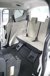 Минивэн Toyota Sienta 2018 года, 1293000 рублей, Солонцы
