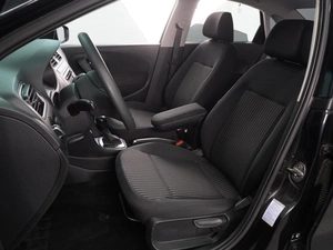 Седан Volkswagen Polo 2011 года, 899000 рублей, Воронеж
