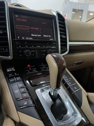 Внедорожник Porsche Cayenne 2013 года, 2497000 рублей, Солонцы