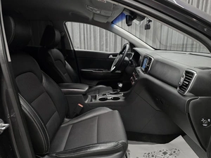 Внедорожник Kia Sportage 2017 года, 1750000 рублей, Красноярск