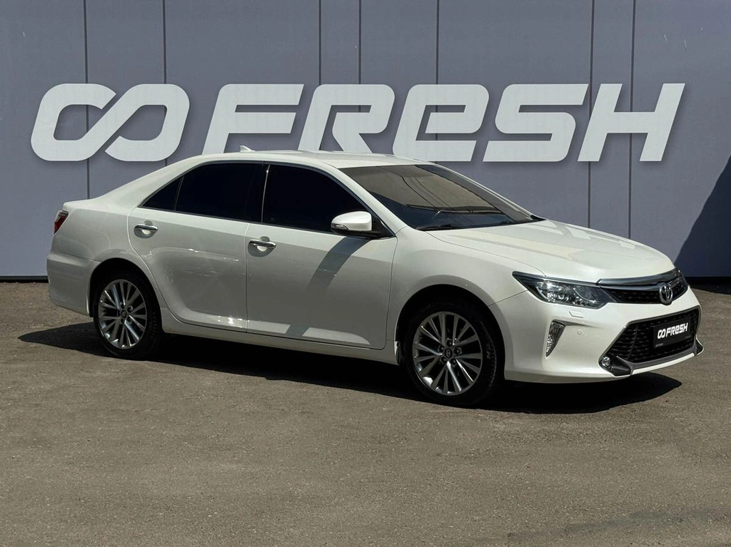 Седан Toyota Camry 2018 года, 2399000 рублей, Кропоткин
