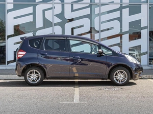 Хетчбэк Honda Fit 2010 года, 810000 рублей, Краснодар