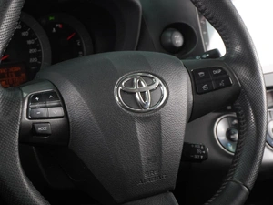 Внедорожник Toyota RAV4 2012 года, 1929000 рублей, Воронеж