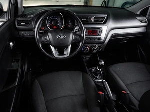 Седан Kia Rio 2014 года, 909000 рублей, Воронеж